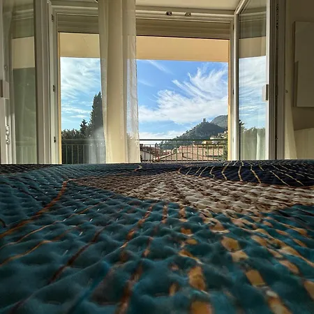 بيت ضيافة La Terrazza Di Sferra